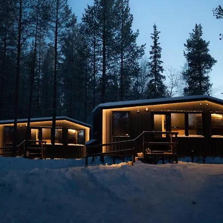 Compact And Cozy In Yllas For Work And Play *